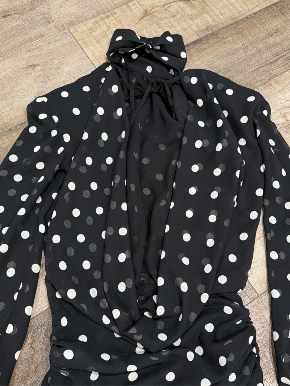 Leam Almes polka dot backless padded shoulder mini dress - Picture 7 of 12
